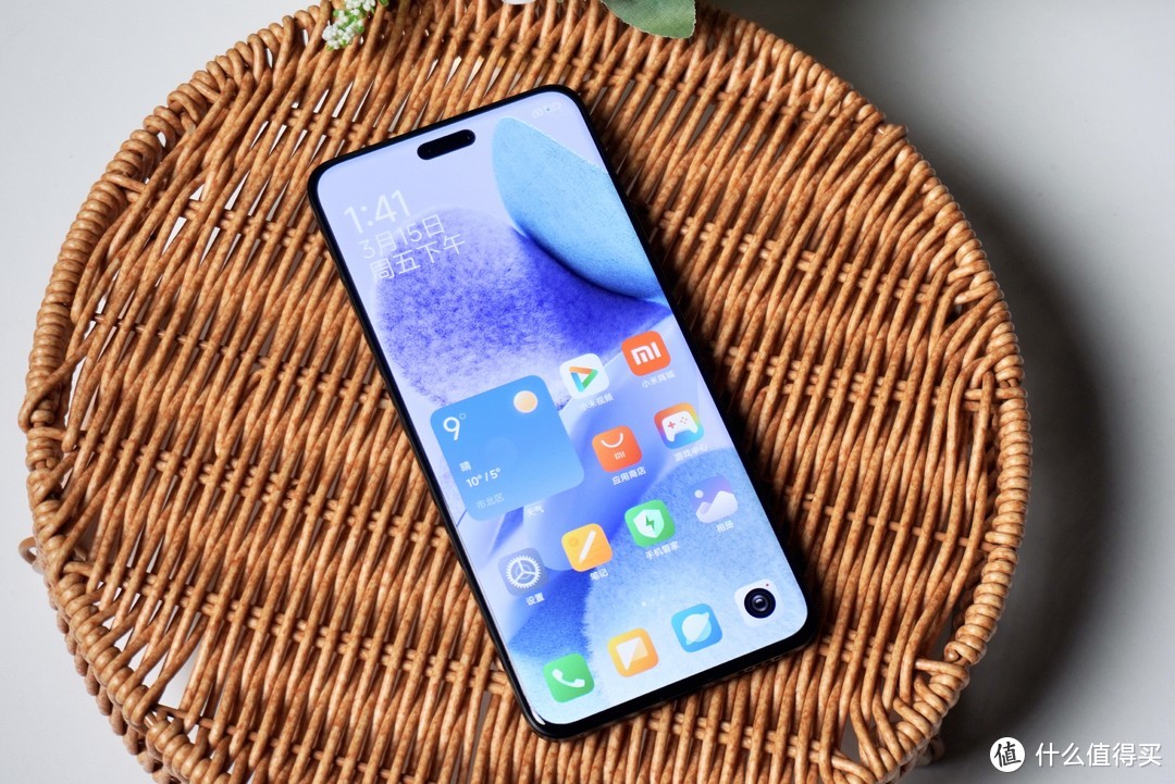 PhoneTalk：徕卡加持，轻薄与性能兼具，全面升级的小米 Civi 4 Pro上手体验