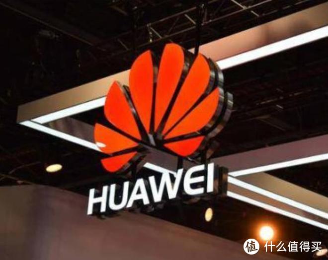 黄仁勋不认怂：继续开发中国特供GPU，否则会被华为替代