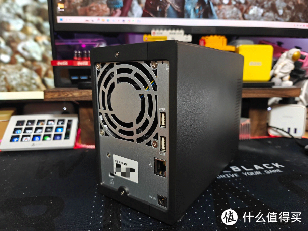 新手向NAS指南 篇六：一键备份即时分享，高性价比入门首选NAS，威联通TS-216体验分享