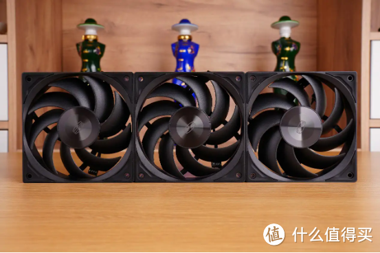 超频三RZ820与阿萨辛4在PC硬件上的对比，一款评测