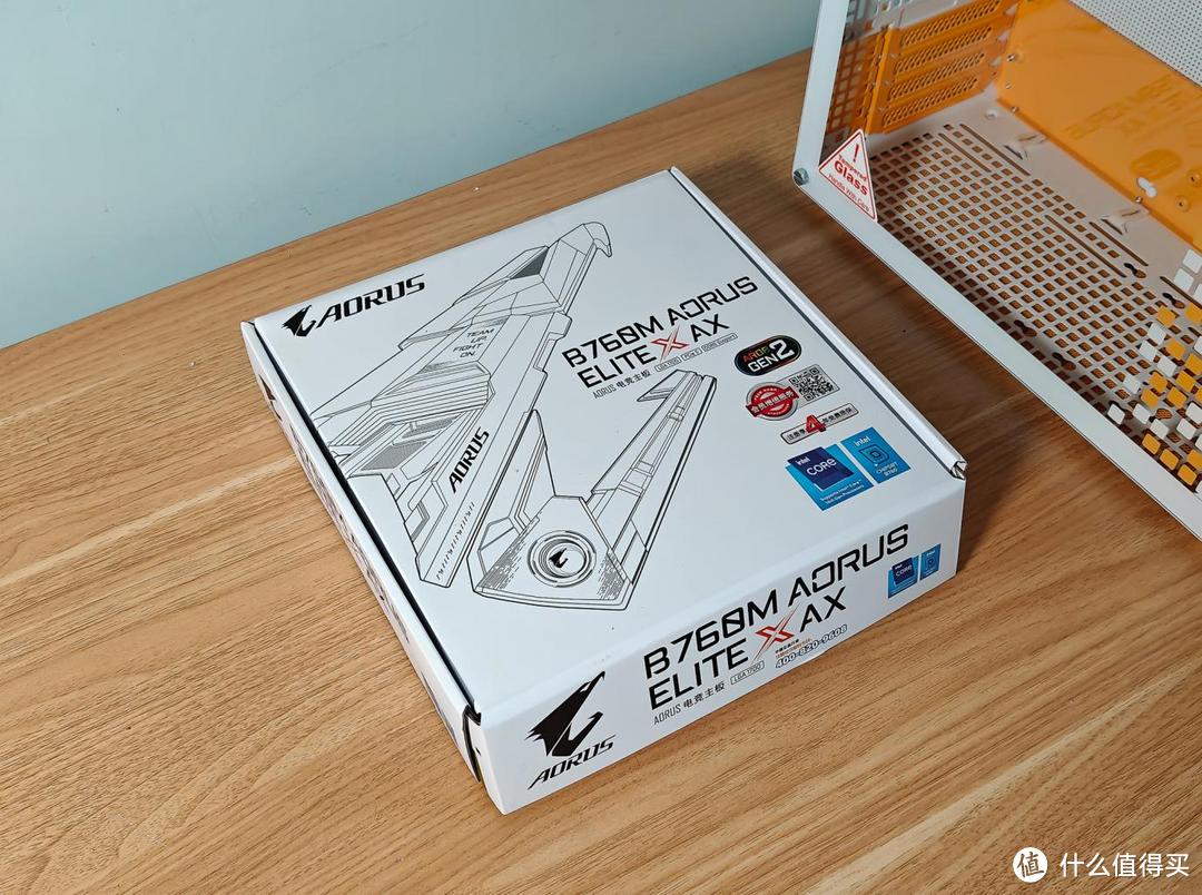 手提迷你主机玩4K游戏，内存还能超频8000MHz？