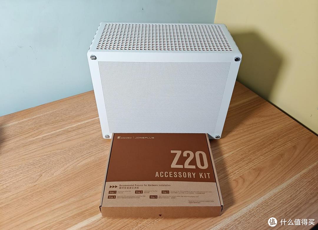 手提迷你主机玩4K游戏，内存还能超频8000MHz？