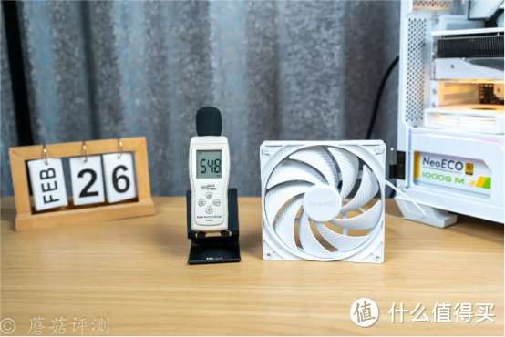蘑菇爱搞机 篇六百三十八：散热效果更优秀，运行表现更安静，德商德静界PURE WINGS 3 140mm PWM白色高速版风扇 评测