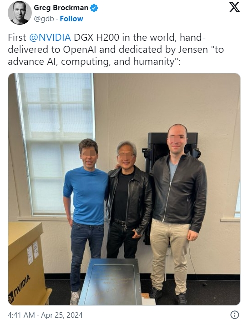 Nvidia CEO黄仁勋亲自向OpenAI交付第一台DGX H200
