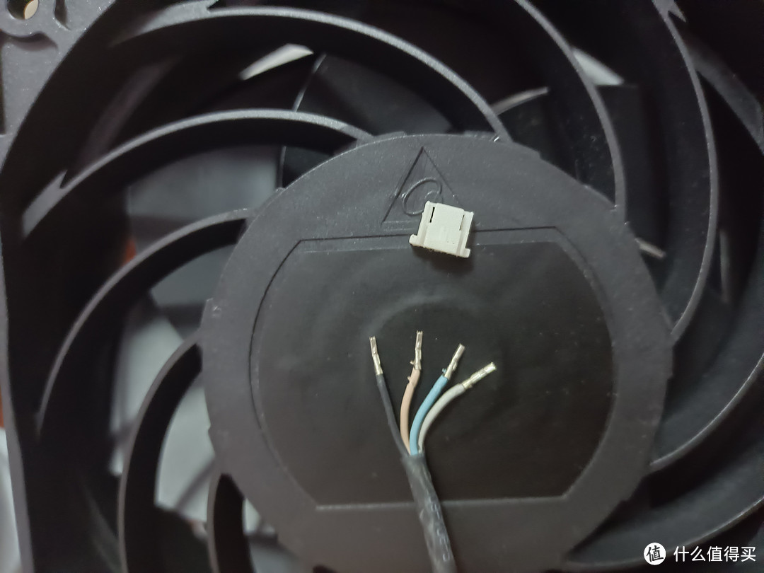 台达AFB1212HE-00，巨型电机！出乎意料的表现，不错的性价比，台达12038风扇12CM厘米风扇拆解赏析测评
