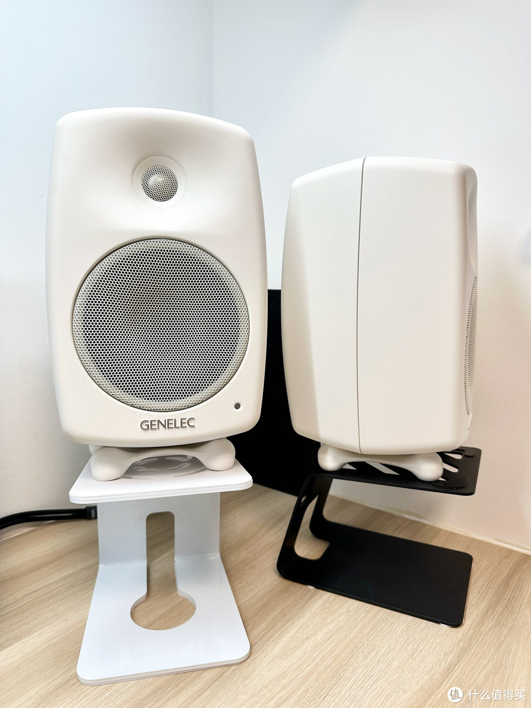 你和好声音之间，还差一对加厚桌面音箱支架