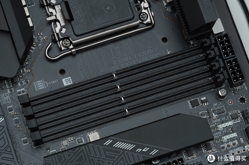 黄昏鼓捣数码 篇三百三十九：家境贫寒 intel i9-14900K+微星 Z790 ACE MAX装个黑色海景房吧