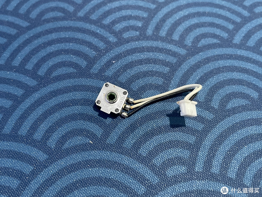 蛇粉的必修课 篇一：干货，别走！我又来手把手教你玩剪线鼠标了