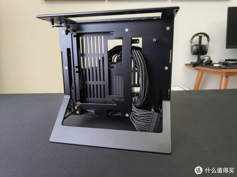 电脑DIY 篇七十四：小众、贵、难装，ITX的另类之作，XTIA MINI