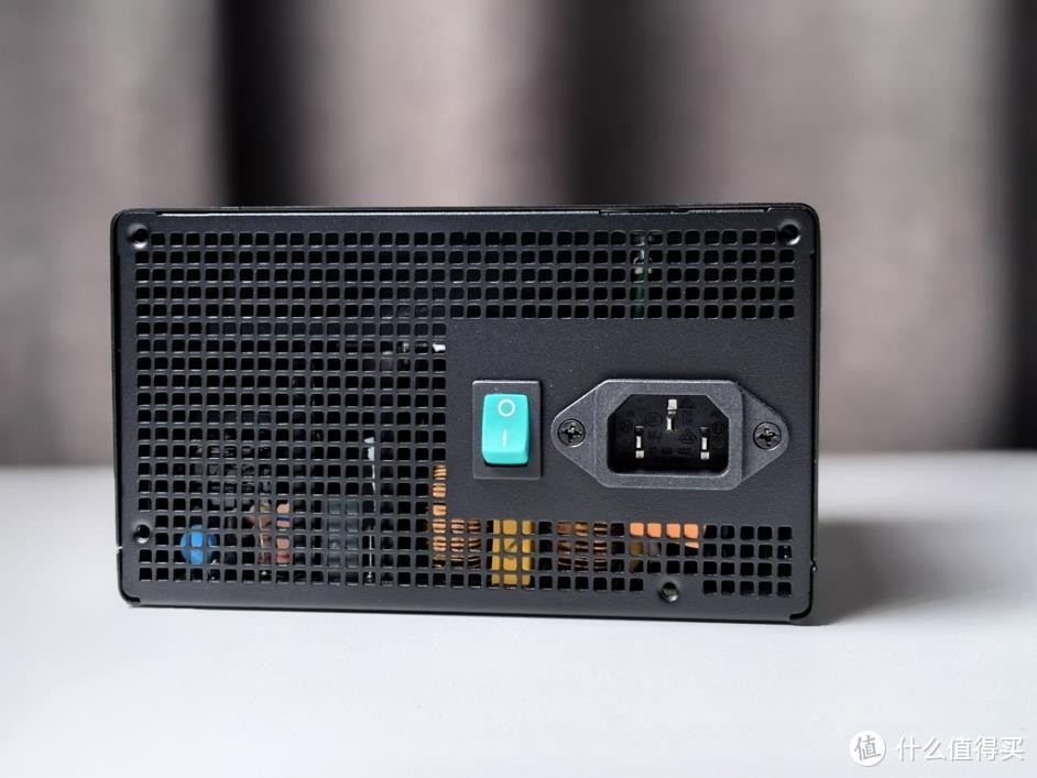 硬核DIYer日志 篇一百一十七：2024年依旧能打：Intel i7-13700KF + 七彩虹RTX 4070 Ti装机体验