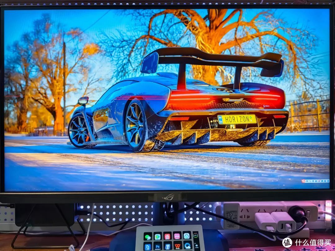 降价了！180Hz高刷+AI驱动拖影消除，ROG XG27ACS电竞显示器实测