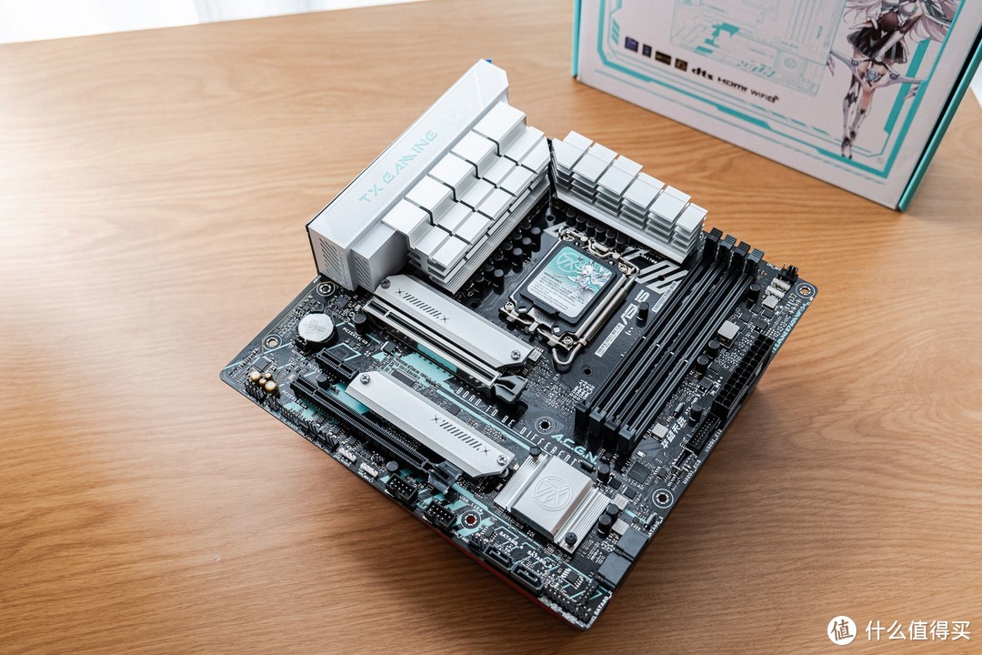 给老外一点小小的中国震撼？XAIT mini+华硕主板+索泰RTX4060 桌面手办装机