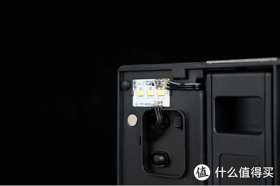 超频三RZ820与阿萨辛4在PC硬件上的对比，一款评测