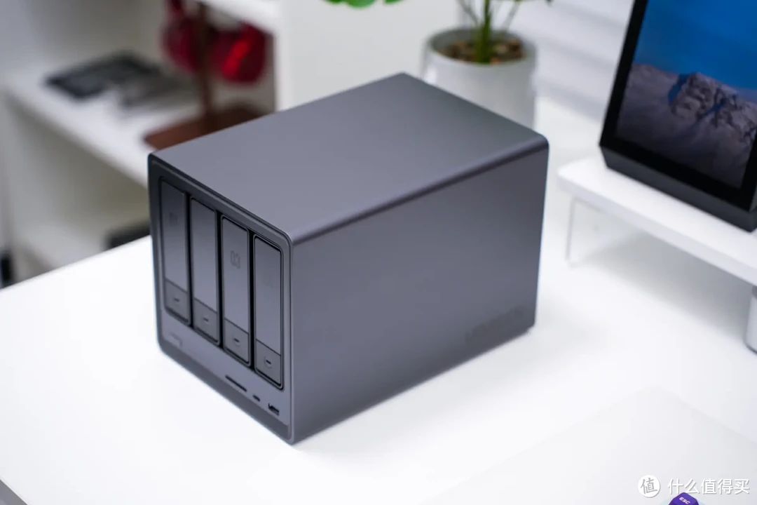 绿联DXP4800，全面精通！新手也能轻松部署容器、视频、音乐和图书工具