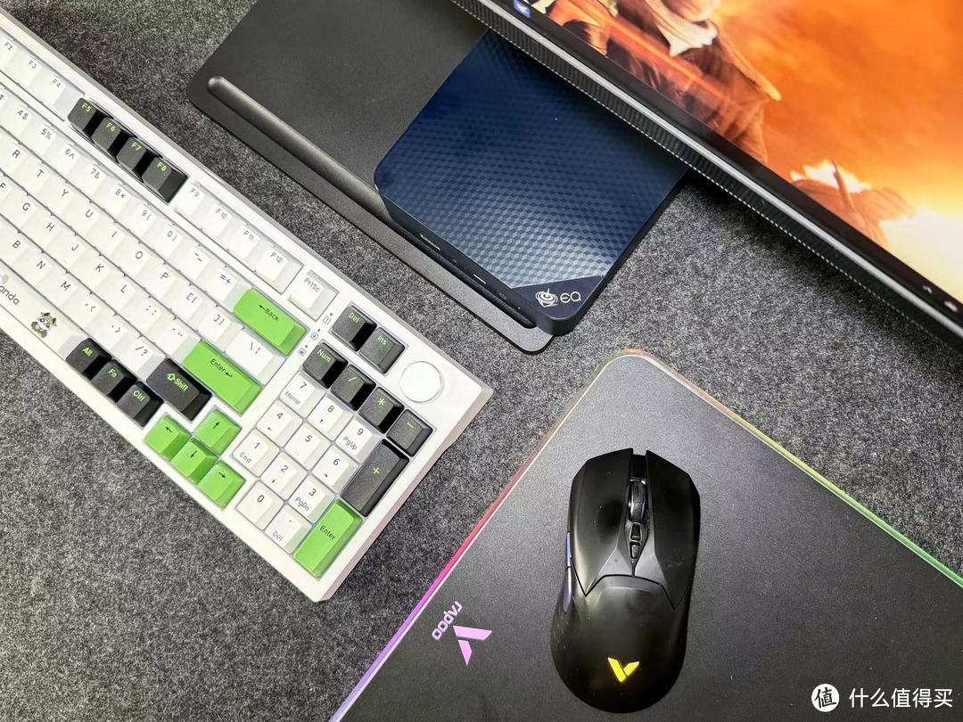 简而不凡的办公利器， EQ13 N200 桌面减法