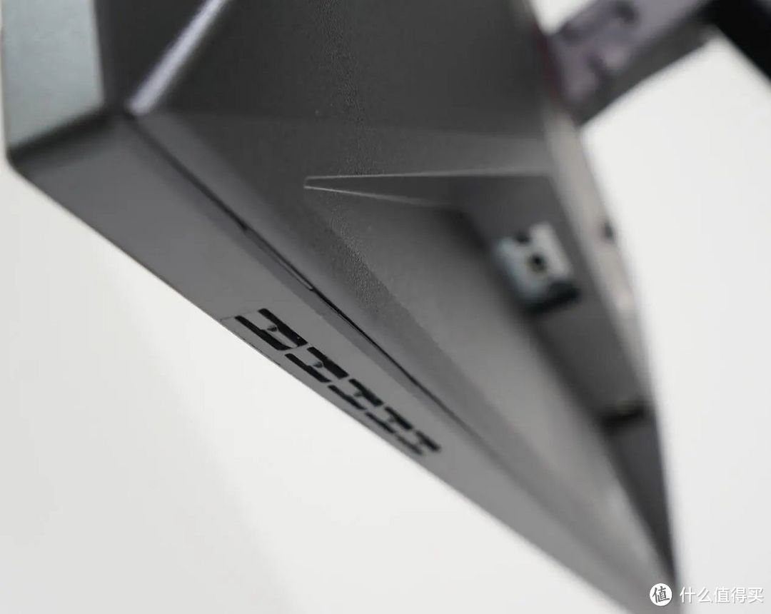 618千元预算买电竞显示器：HKC G27H2还是AOC Q27G4？实测看看！