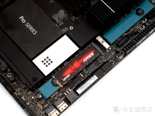 SSD科学研究 篇二十：YMTC 232L+NVMe 2.0--Lexar ARES 4TB M.2 SSD专业向评测