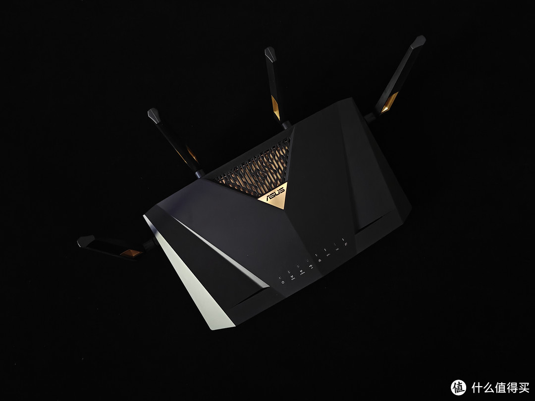 数码原动力 篇一百九十五：WiFi7新旗舰：华硕RT-BE88U 路由器新品首测