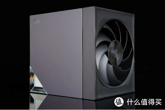 超频三RZ820与阿萨辛4在PC硬件上的对比，一款评测