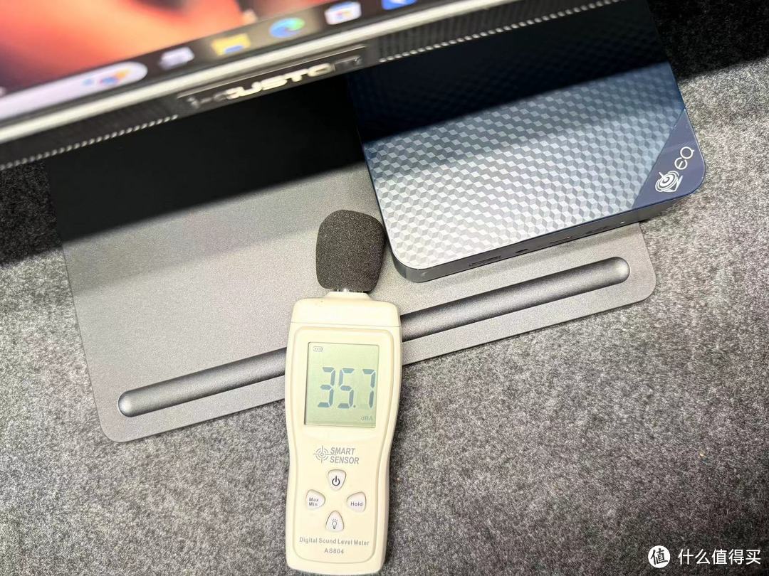 简而不凡的办公利器， EQ13 N200 桌面减法