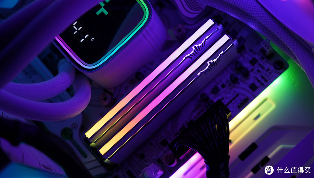 三哥玩内存 篇十五：风冷超9GHz？影驰 HOF Pro DDR5 8000 24G×2内存体验分享
