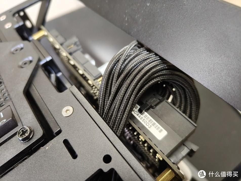 电脑DIY 篇七十四：小众、贵、难装，ITX的另类之作，XTIA MINI