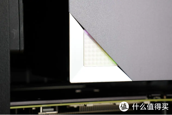 超频三RZ820与阿萨辛4在PC硬件上的对比，一款评测