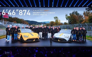人车家「新起点」：小米 15 系列、小米 SU7 Ultra、澎湃 OS2 发布
