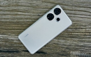 Redmi Turbo 3，搭载高通骁龙8s 打造旗舰性能普及器