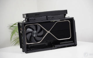 宿舍神机？4090+1300W+13700K ！！真itx“小钢炮”这配置太顶了