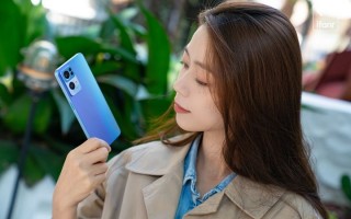 OPPO Reno7 Pro 评测：超感光猫眼镜头会发光