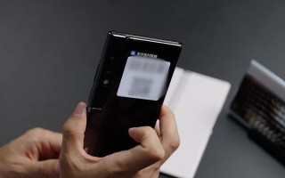 荣耀V Purse评测：荣耀把折叠屏做成了用户的&ldquo;自留地&rdquo;