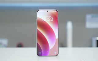 OPPO Find X8 正面照片公布，比 iPhone 更 iPhone