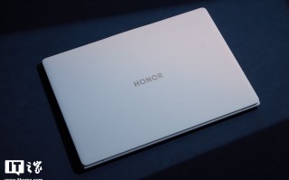 荣耀MagicBook Art 14，引领高端轻薄本新潮流