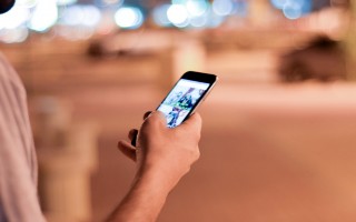 国内手机销量暴跌：主流厂商砍单 iPhone反而增产