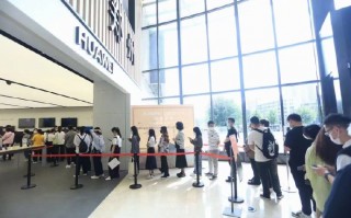 余承东分享Mate50首销盛况：全都在排队 比iPhone还火