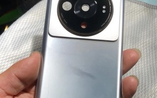 小米12S Ultra工程机曝光：原来还有两款配色啊！