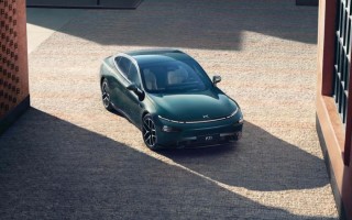 25 万的 P7i，成了小鹏「全村的希望」