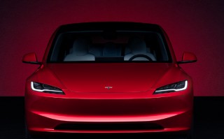 新款Model 3上架：换挡需要滑动屏幕操作 25.99万元起