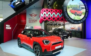 电动汽车MINI，为女性用户打造独一无二的圆形仪表盘