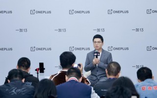 一加13新品发布会媒体群访：深挖性能体验 专注品牌原点