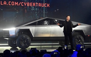 特斯拉 Cybertruck，豪华电动汽车的革命者，引领未来汽车市场