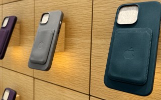 报道称美国线下渠道苹果 iPhone 精织斜纹配件难觅踪迹